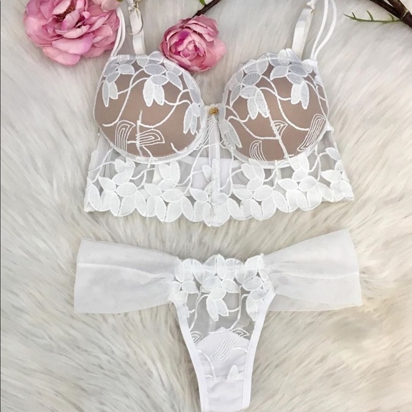 Bloomed for you super Push-up bra top & thong Panty set - Picture 9 of 16